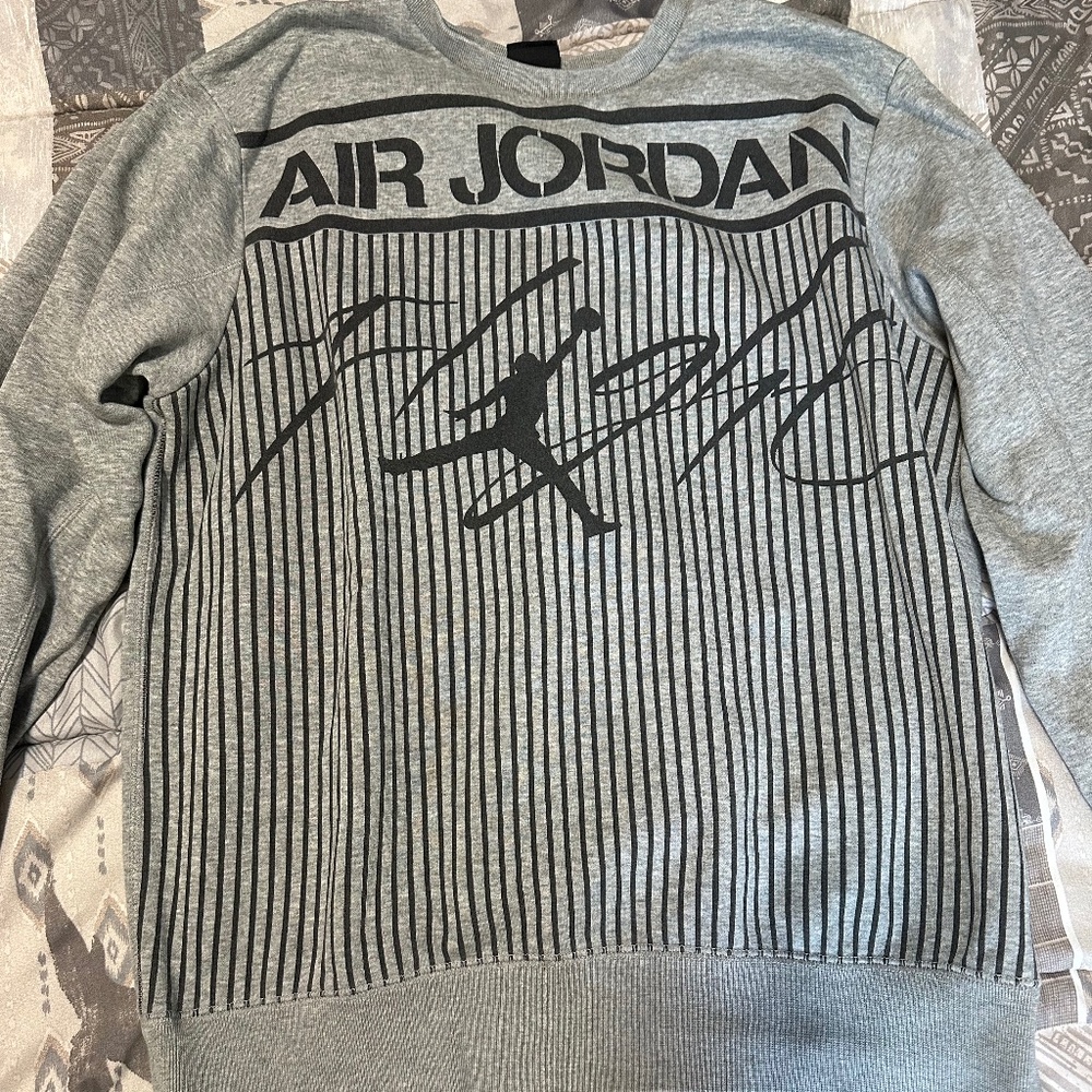 Air Jordan crewneck